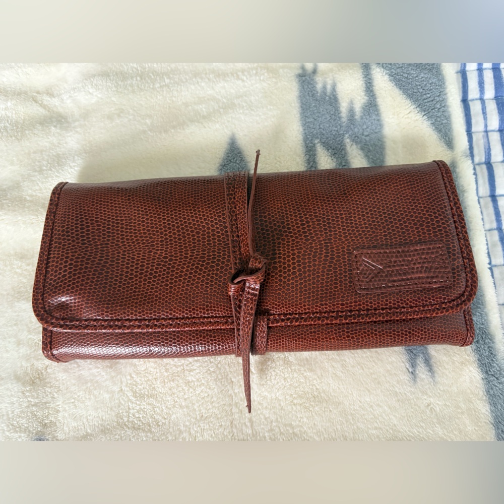 Silpada Rich Brown Jewelry Overnight Bag